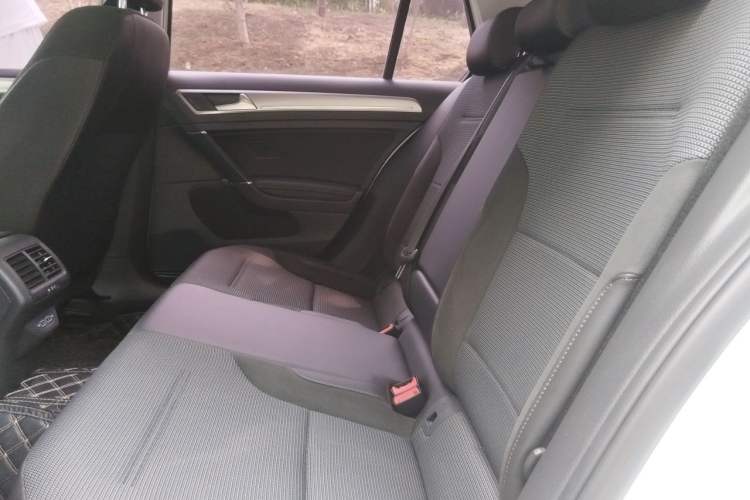 Used Volkswagen Golf 2019 1.6L Automatic Comfort Model China V Standard Left Rear Seat