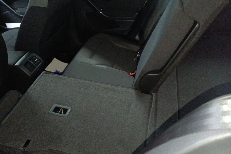 Used Volkswagen Golf 2019 1.8TSI Travel Edition Left Rear Seat
