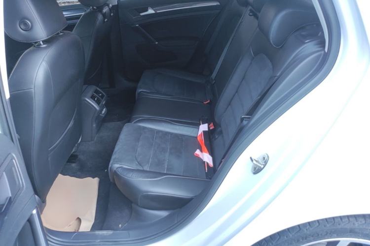 Used Volkswagen Golf 2019 280TSI DSG Luxury Version China VI Standard Left Rear Seat