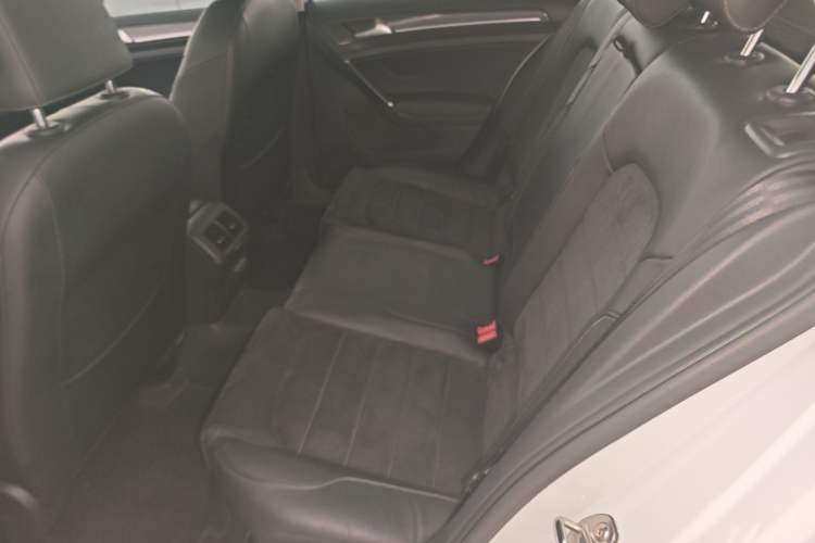 Used Volkswagen Golf 2019 280TSI DSG Flagship Model China V Standard Left Rear Seat