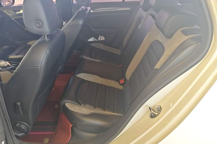 Used Volkswagen Golf 2019 280TSI DSG R-Line Model China V Standard Left Rear Seat