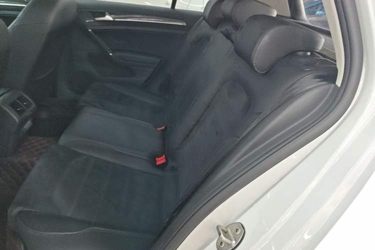 Used Volkswagen Golf 2019 280TSI DSG Luxury Version China VI Standard Left Rear Seat