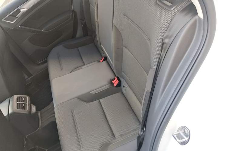 Used Volkswagen Golf 2019 280TSI DSG Comfort Version China V Standard Left Rear Seat