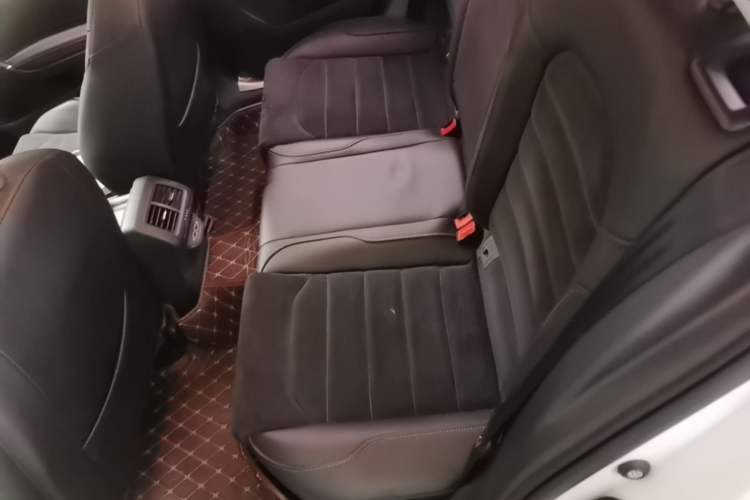 Used Volkswagen Golf 2019 280TSI DSG Luxury Version China V Standard Left Rear Seat