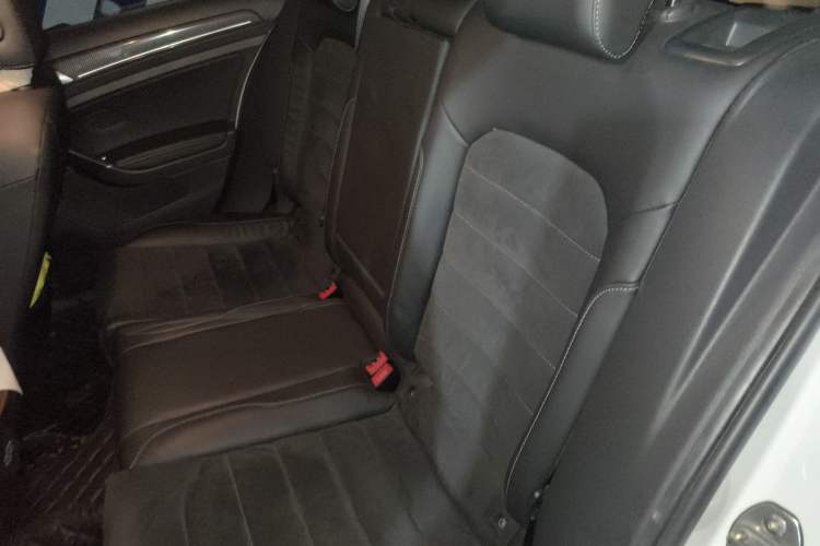 Used Volkswagen Golf 2019 280TSI DSG Luxury Version China VI Standard Left Rear Seat