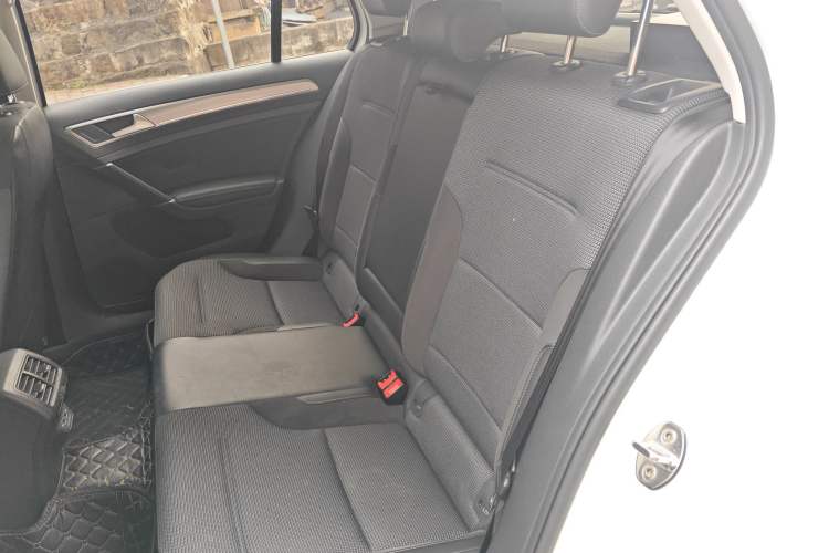 Used Volkswagen Golf 2019 1.6L Automatic Comfort Model China V Standard Left Rear Seat