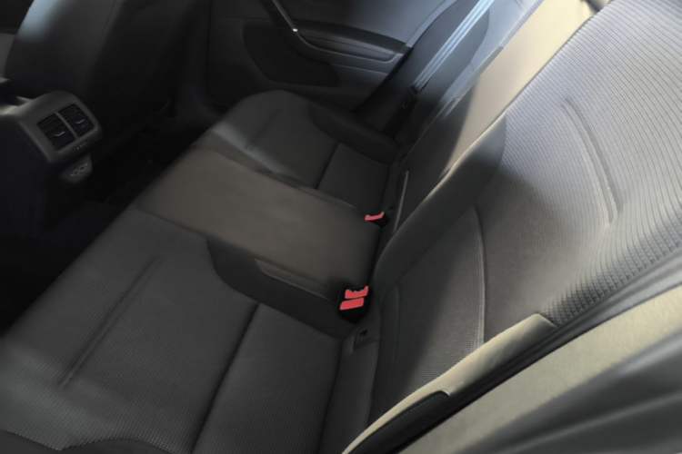 Used Volkswagen Golf 2019 280TSI DSG Comfort Version China VI Standard Left Rear Seat