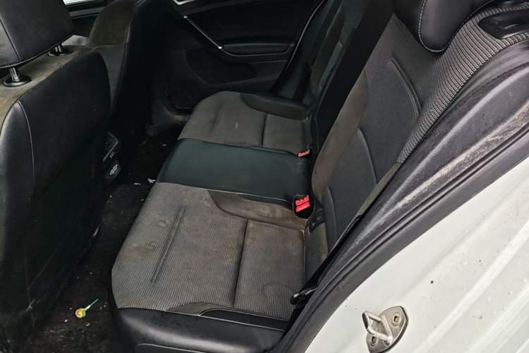 Used Volkswagen Golf 2019 280TSI DSG Comfort Version China VI Standard Left Rear Seat