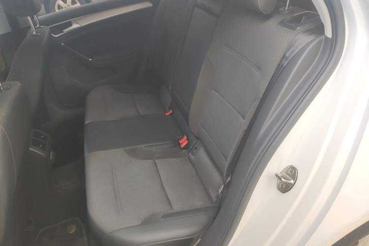 Used Volkswagen Golf 2019 280TSI DSG Comfort Version China V Standard Left Rear Seat