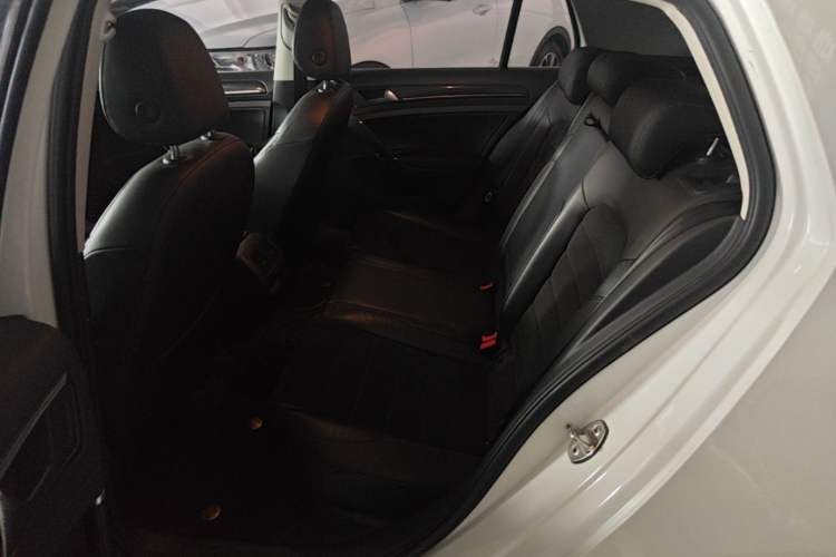 Used Volkswagen Golf 2019 280TSI DSG Luxury Version China VI Standard Left Rear Seat