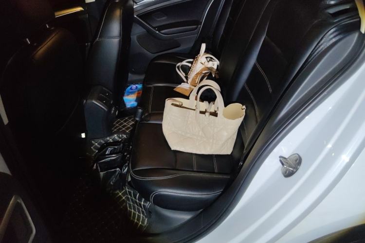 Used Volkswagen Golf 2019 200TSI DSG Comfort Version China VI Standard Left Rear Seat