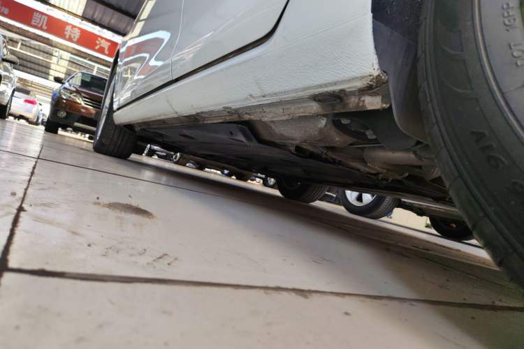 Used Volkswagen Golf 2019 200TSI DSG Comfort & Ambition Edition China VI Standard Left Side Sill