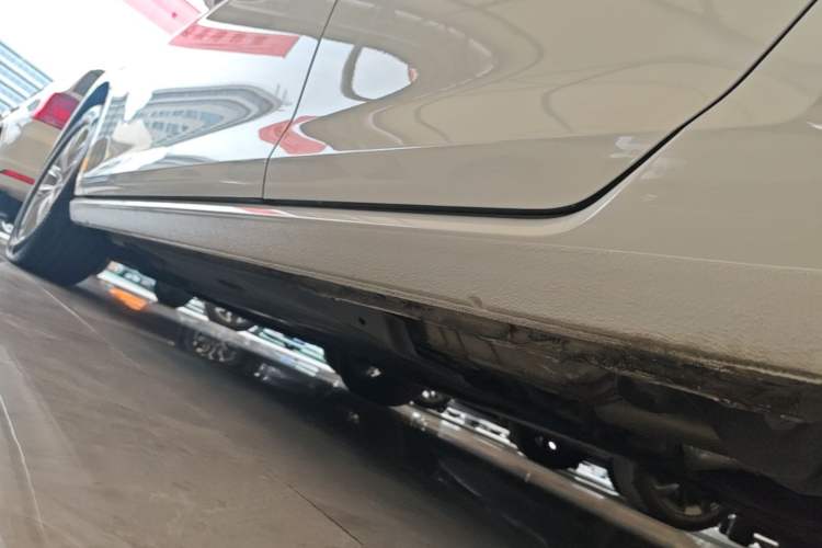 Used Volkswagen Golf 2019 200TSI DSG Comfort & Ambition Edition China VI Standard Left Side Sill