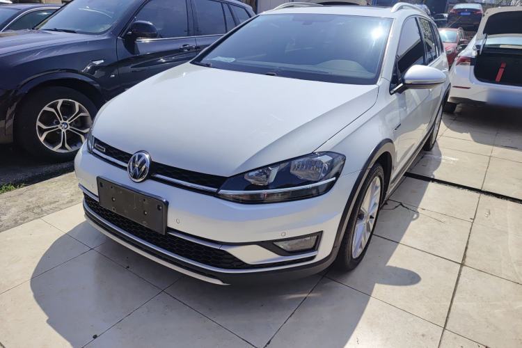 Used Volkswagen Golf 2019 1.8TSI Travel Edition Guazi used car, China used car export, Used car for sale, Used cars, Cheapest cars for sale