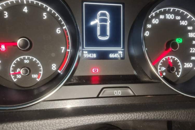 Used Volkswagen Golf 2019 280TSI DSG Comfort Version China V Standard Odometer Close Up