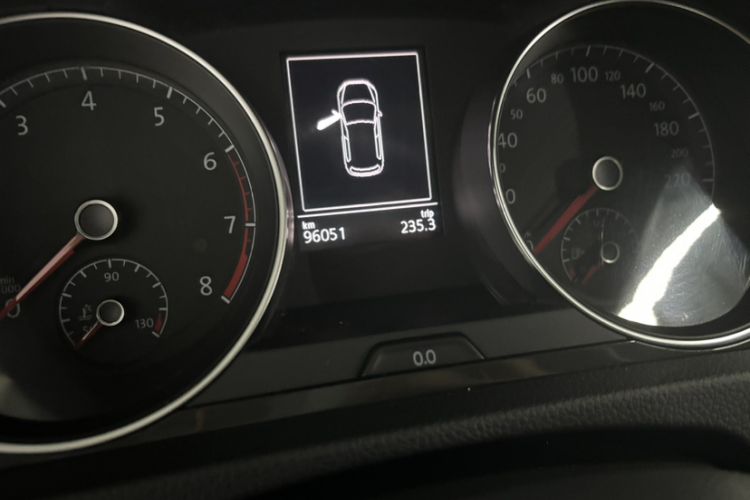 Used Volkswagen Golf 2019 280TSI DSG Comfort Version China V Standard Odometer Close Up