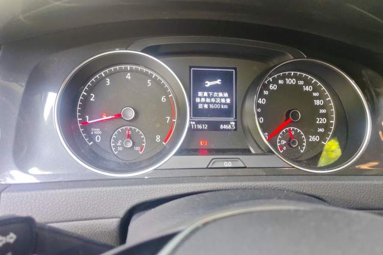 Used Volkswagen Golf 2019 200TSI DSG Comfort & Ambition Edition China VI Standard Odometer Close Up