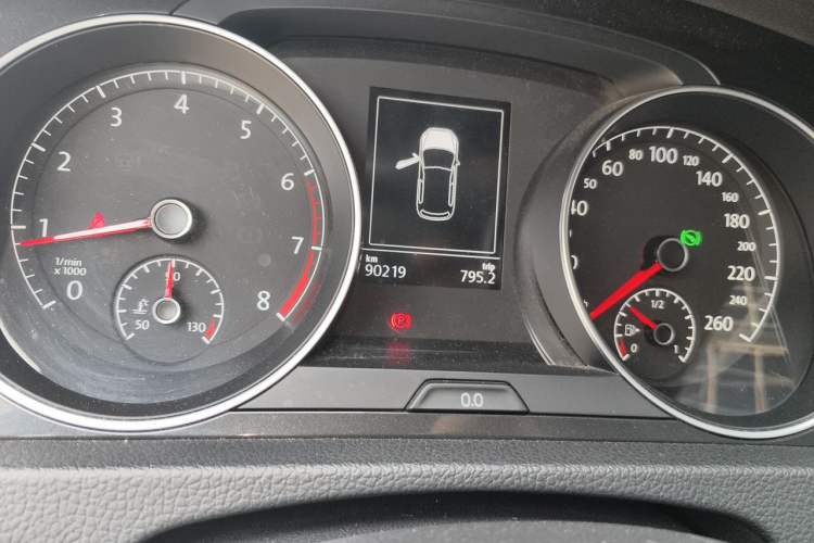 Used Volkswagen Golf 2019 280TSI DSG Comfort Version China V Standard Odometer Close Up