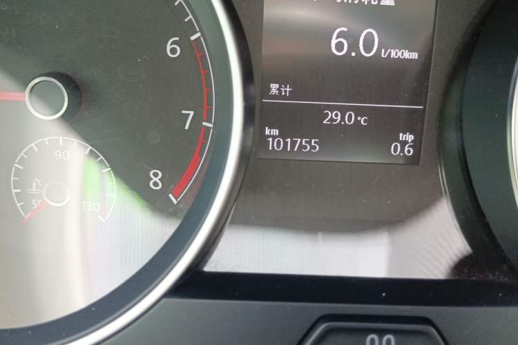Used Volkswagen Golf 2019 280TSI DSG Comfort Version China V Standard Odometer Close Up