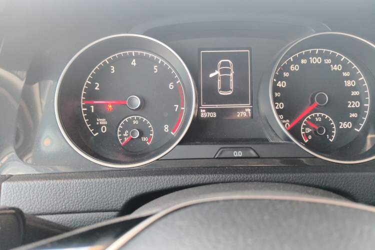 Used Volkswagen Golf 2019 280TSI DSG Comfort Version China V Standard Odometer Close Up