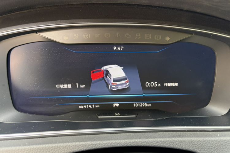 Used Volkswagen Golf 2019 280TSI DSG Luxury Version China VI Standard Odometer Close Up