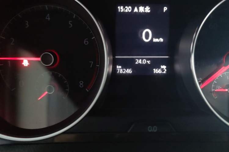 Used Volkswagen Golf 2019 200TSI DSG Comfort & Ambition Edition China VI Standard Odometer Close Up