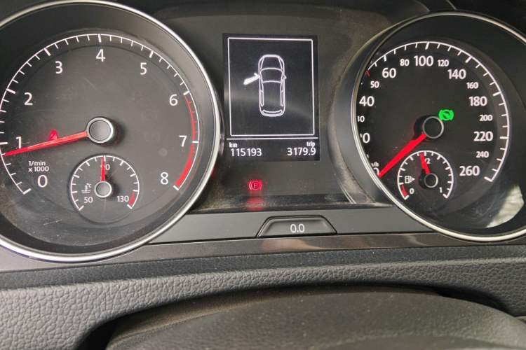 Used Volkswagen Golf 2019 280TSI DSG Comfort Version China V Standard Odometer Close Up