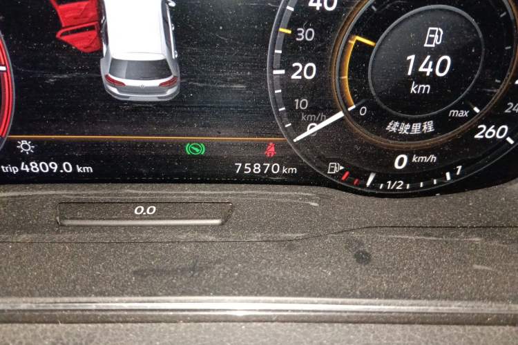 Used Volkswagen Golf 2019 280TSI DSG Luxury Version China VI Standard Odometer Close Up