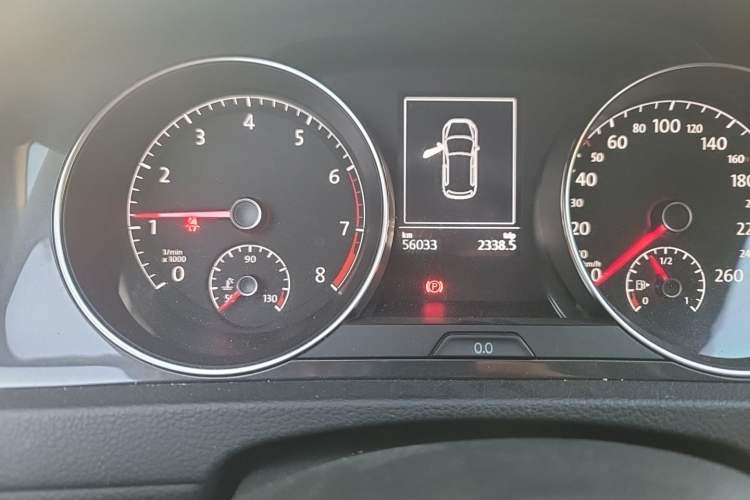Used Volkswagen Golf 2019 1.6L Automatic Comfort Model China V Standard Odometer Close Up
