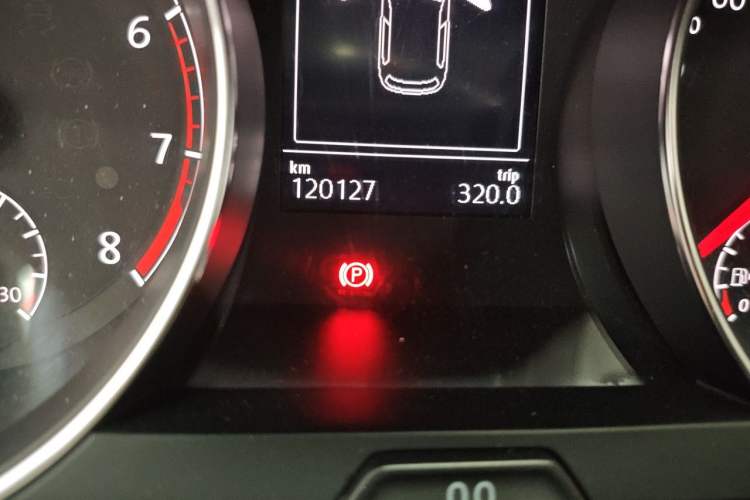Used Volkswagen Golf 2019 280TSI DSG Flagship Model China V Standard Odometer Close Up