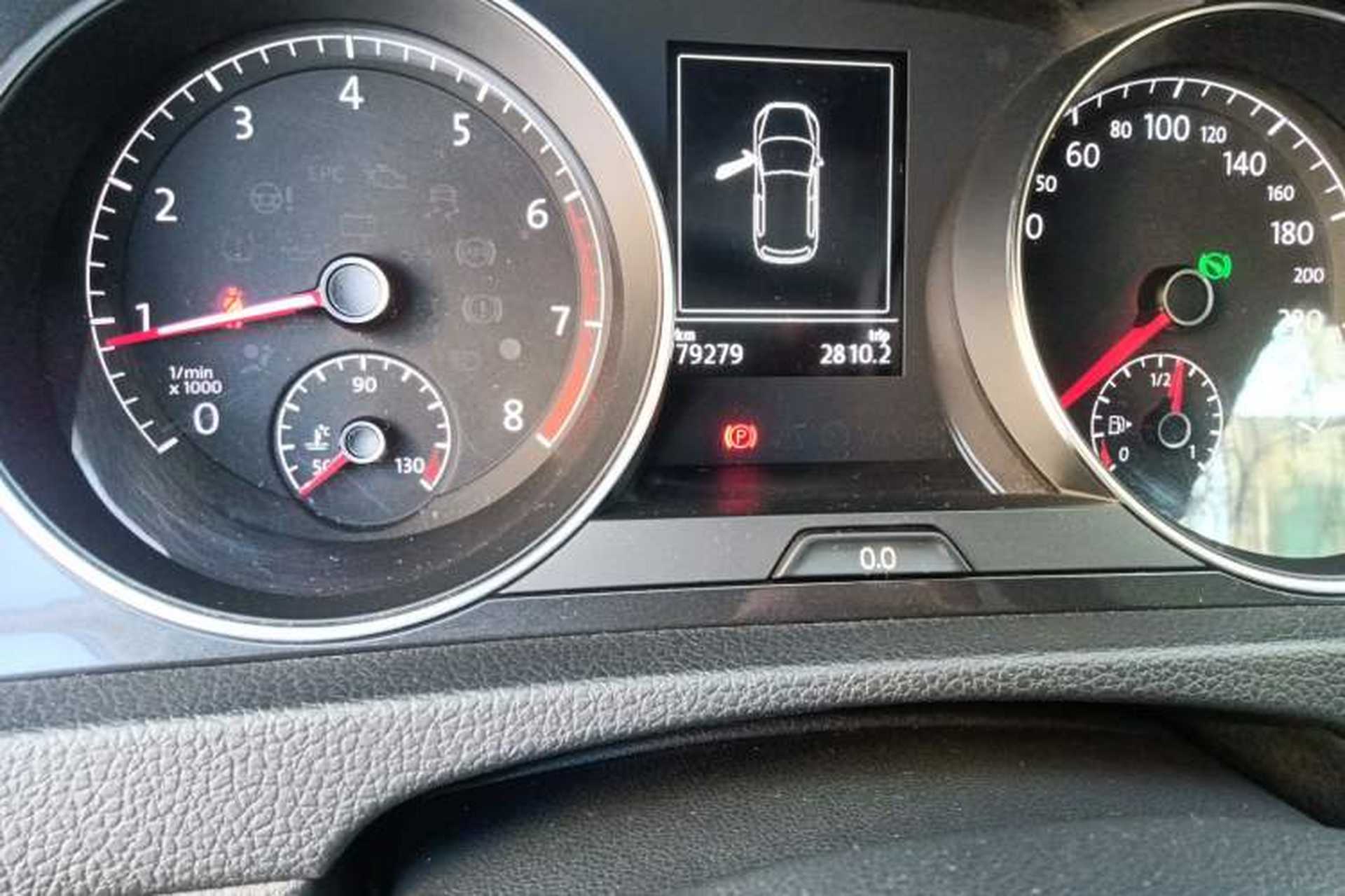 Used Volkswagen Golf 2019 1.6L Automatic Comfort Model China V Standard Odometer Close Up