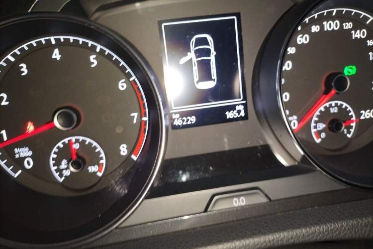 Used Volkswagen Golf 2019 280TSI DSG Luxury Version China V Standard Odometer Close Up