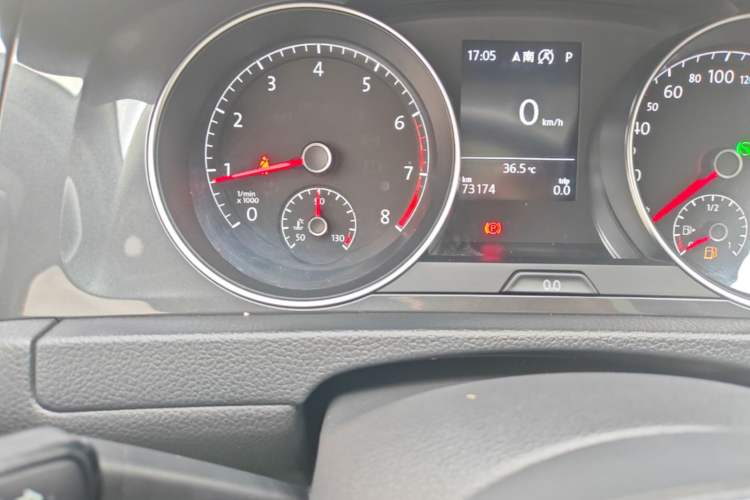 Used Volkswagen Golf 2019 280TSI DSG Luxury Version China V Standard Odometer Close Up
