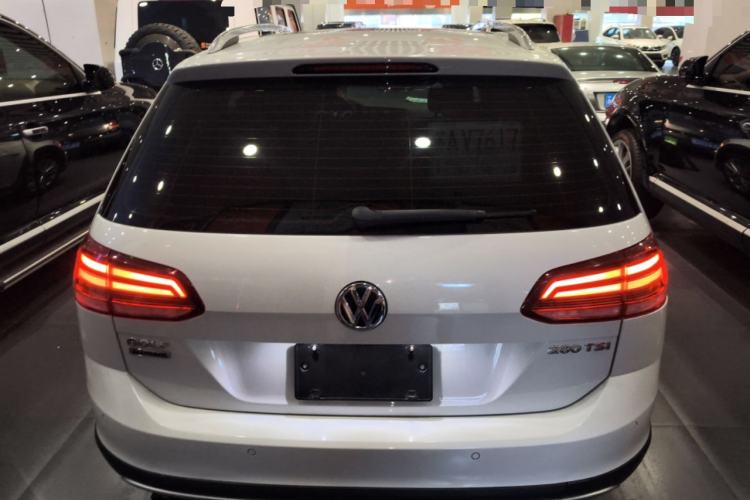 Used Volkswagen Golf 2019 1.8TSI Travel Edition Rear