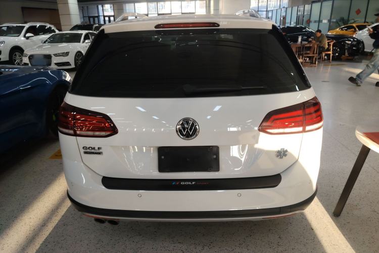Used Volkswagen Golf 2019 1.8TSI Travel Edition Rear
