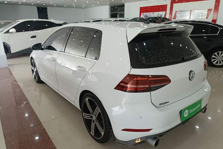 Used Volkswagen Golf 2019 200TSI DSG Comfort & Ambition Edition China VI Standard Rear Left 45 Deg