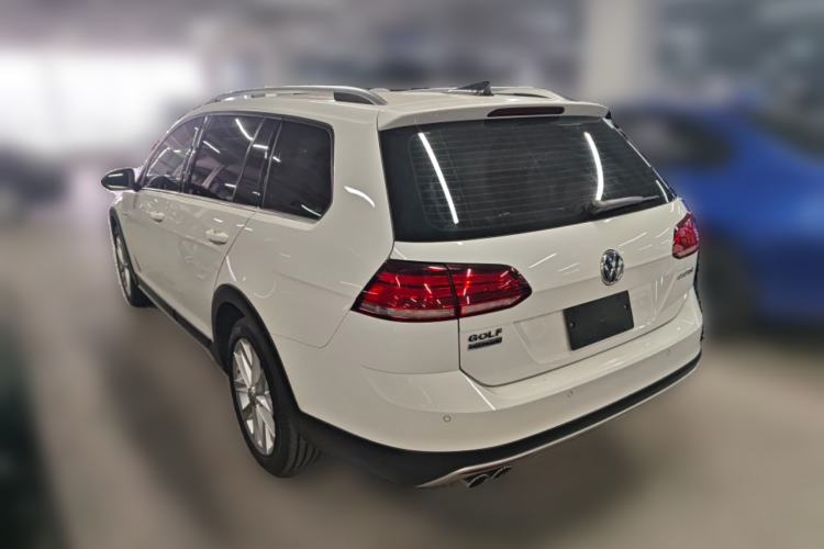 Used Volkswagen Golf 2019 1.8TSI Travel Edition Rear Left 45 Deg