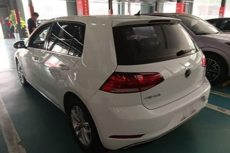 Used Volkswagen Golf 2019 200TSI DSG Comfort & Ambition Edition China VI Standard Rear Left 45 Deg