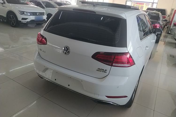 Used Volkswagen Golf 2019 200TSI DSG Comfort & Ambition Edition China VI Standard Rear Right 45 Deg