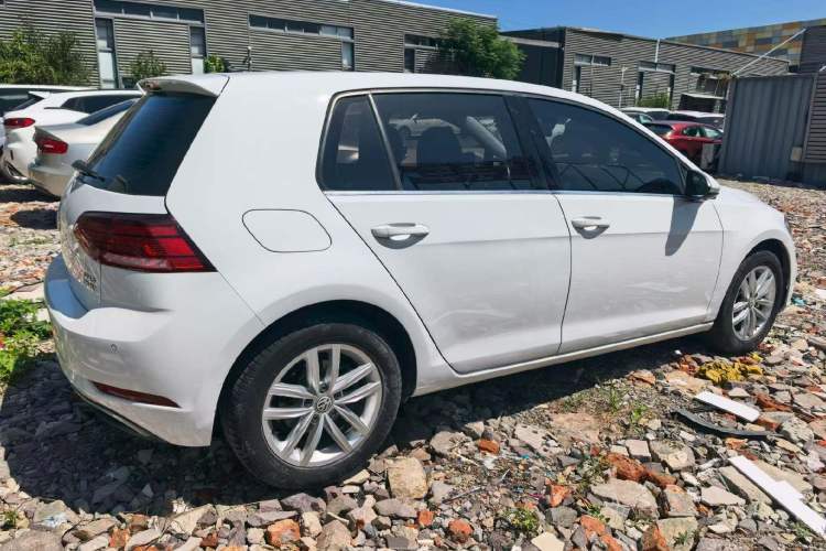 Used Volkswagen Golf 2019 280TSI DSG Comfort Version China VI Standard Rear Right 45 Deg