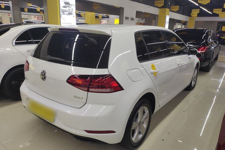 Used Volkswagen Golf 2019 1.6L Automatic Fashion Model China V Standard Rear Right 45 Deg