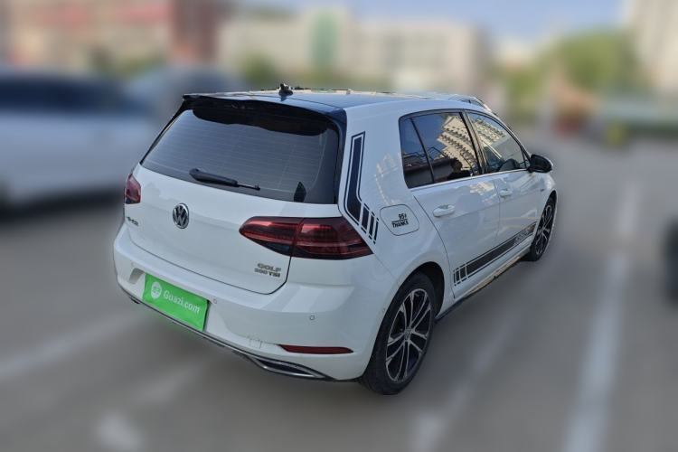 Used Volkswagen Golf 2019 280TSI DSG R-Line China VI Standard Rear Right 45 Deg