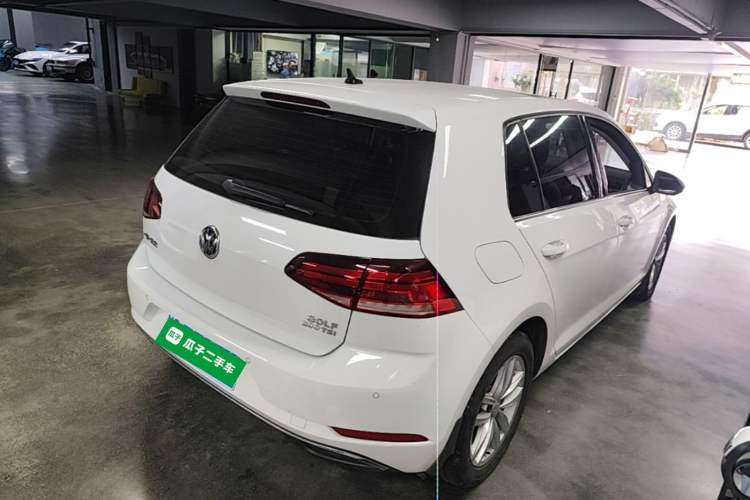 Used Volkswagen Golf 2019 200TSI DSG Comfort & Ambition Edition China VI Standard Rear Right 45 Deg