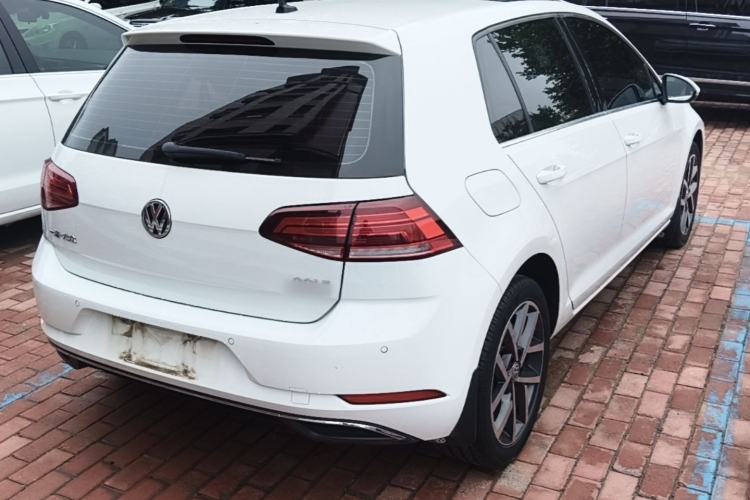 Used Volkswagen Golf 2019 200TSI DSG Comfort & Ambition Edition China VI Standard Rear Right 45 Deg