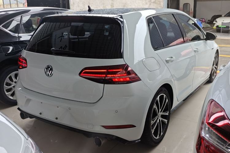 Used Volkswagen Golf 2019 280TSI DSG R-Line Model China V Standard Rear Right 45 Deg