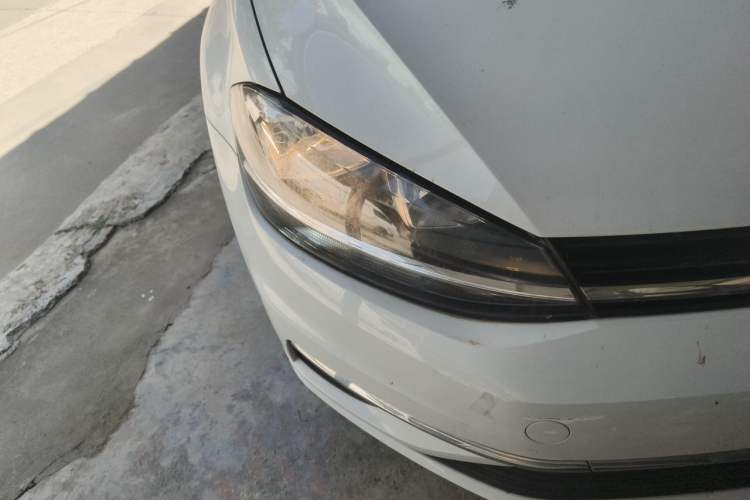 Used Volkswagen Golf 2019 200TSI DSG Comfort & Ambition Edition China VI Standard Right Front Headlight