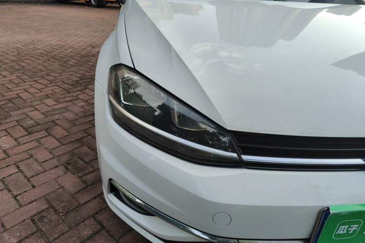 Used Volkswagen Golf 2019 200TSI DSG Comfort & Ambition Edition China VI Standard Right Front Headlight