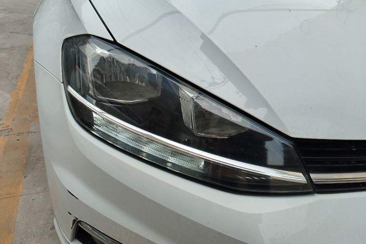 Used Volkswagen Golf 2019 280TSI DSG Comfort Version China VI Standard Right Front Headlight
