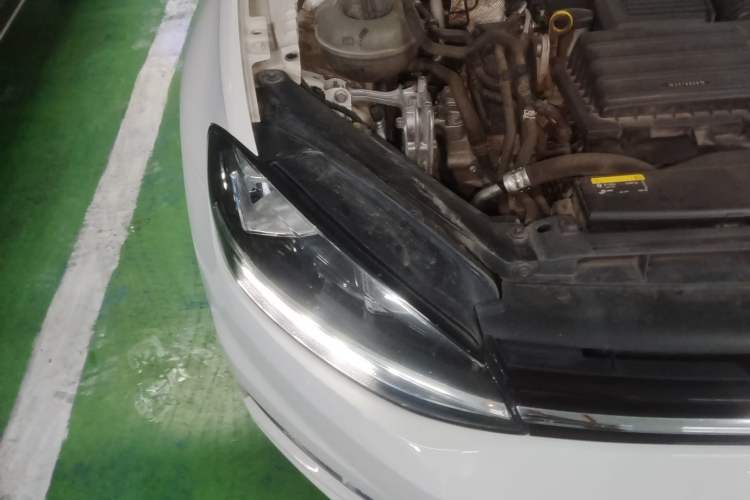 Used Volkswagen Golf 2019 280TSI DSG Comfort Version China V Standard Right Front Headlight