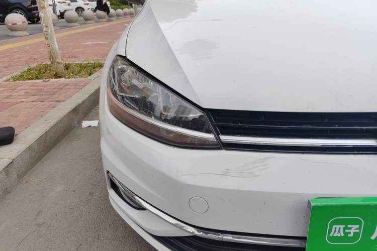 Used Volkswagen Golf 2019 1.6L Automatic Comfort Model China V Standard Right Front Headlight